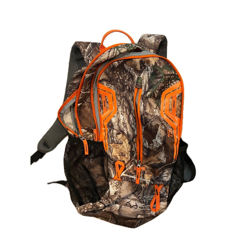 ULine RealTree Mossy Oak Background Backpack